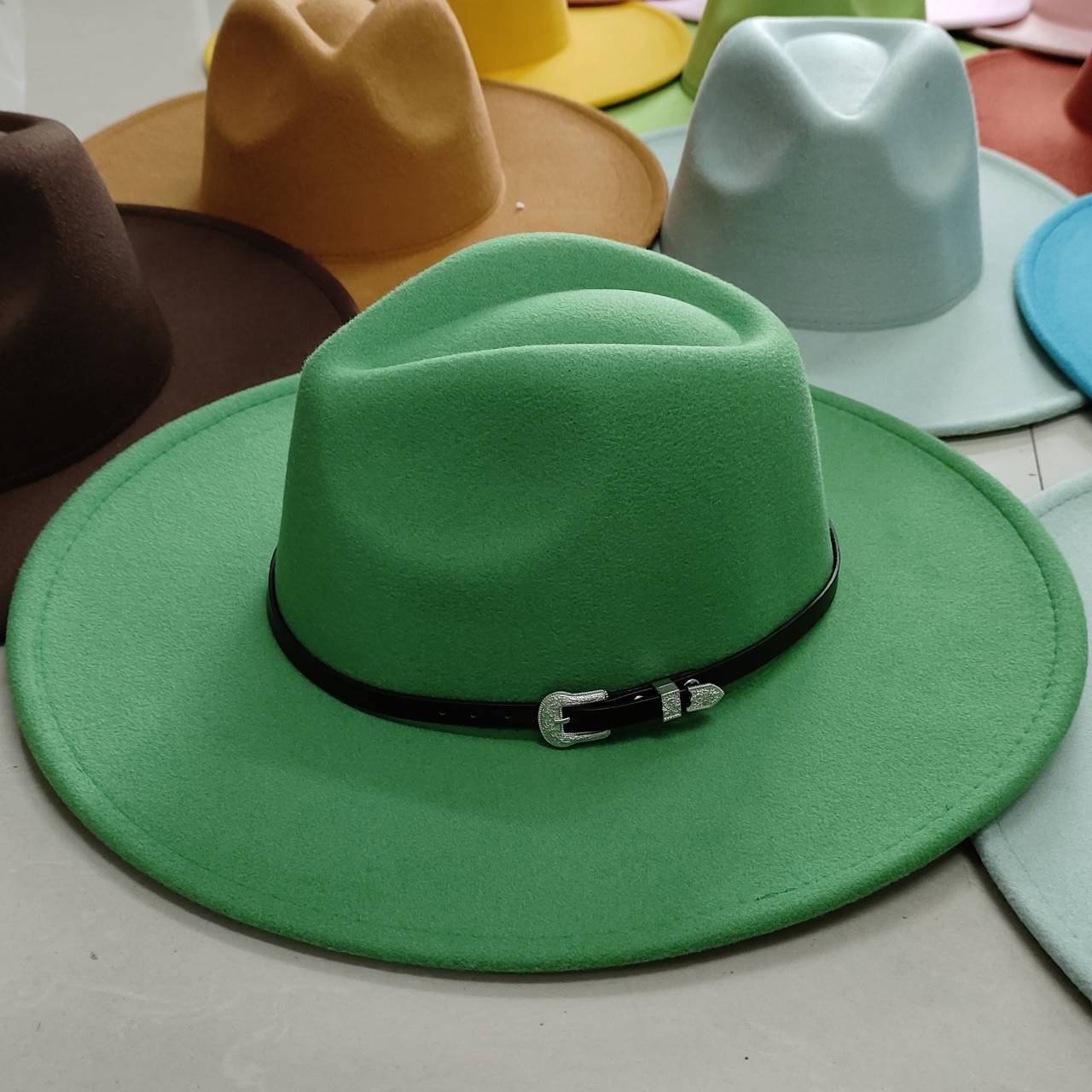 남성 여성을위한 클래식 펠트 페도라 모자 영국 빈티지  - Fedora Hat Wool 리뷰 및 가격
